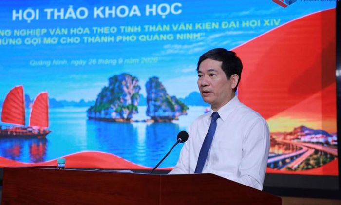 Phó Bí thư Thành ủy, Chủ tịch Ủy ban Mặt trận Tổ quốc Việt Nam thành phố Quảng Ninh Vũ Quyết Tiến phát biểu khai mạc