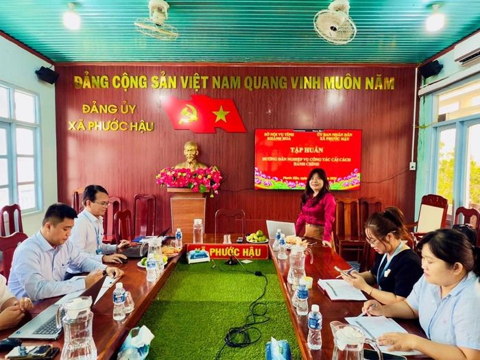 Quang cảnh lớp tập huấn nghiệp vụ cải cách hành chính
