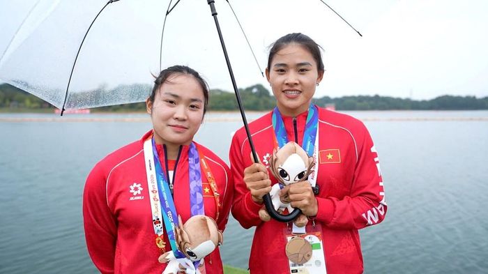 Hai cô gái đang hướng tới mục tiêu là đấu trường Olympic Los Angeles vào năm 2028