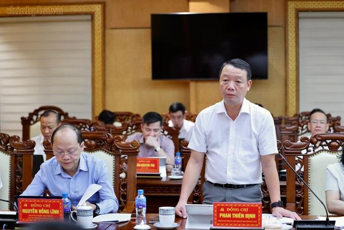 Chủ tịch UBND tỉnh Hà Tĩnh Phan Thiên Định phát biểu - Ảnh: chinhphu.vn/Phương Nguyên