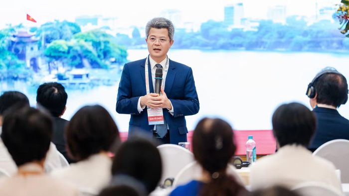Phó giáo sư, Tiến sĩ Phạm Ngọc Đông, Giám đốc Bệnh viện Mắt Trung ương. (Ảnh: BVCC)