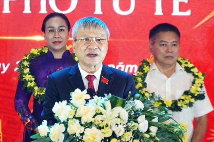 Chủ tịch HĐND TP Nguyễn Đức Dũng phát biểu tại Lễ trao Giải thưởng.