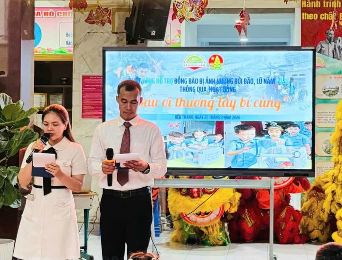  Trường Tiểu học Lê Ngọc Hân (phường Bến Thành) phát động quyên góp ủng hộ đồng bào bị bão lũ, thiên tai 
