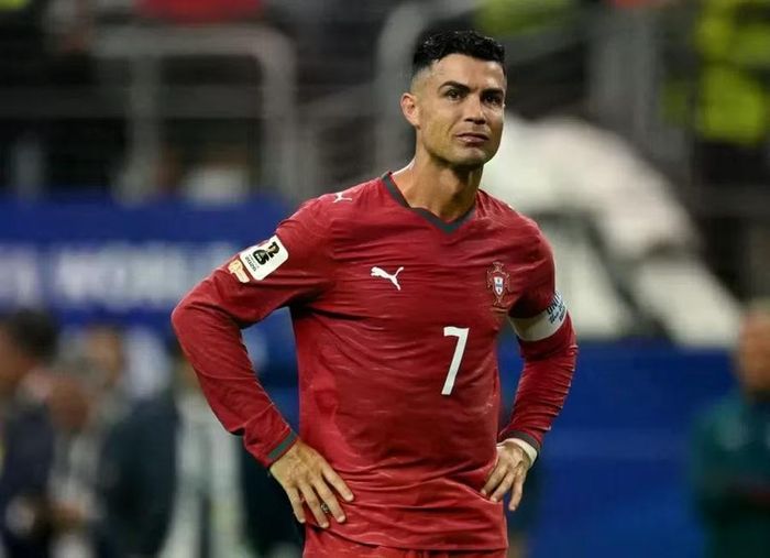 Cristiano Ronaldo từng mê bingo từ thời còn khoác áo Man Utd. Ảnh: Getty Images.