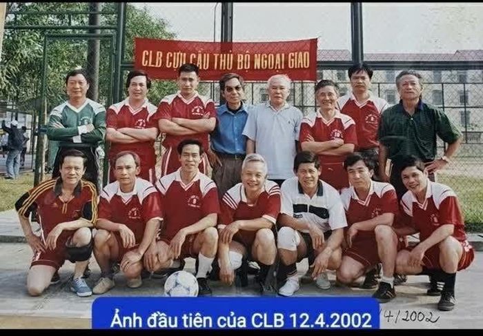 Đội hình của những ngày đầu tiên khi CLB được thành lập.