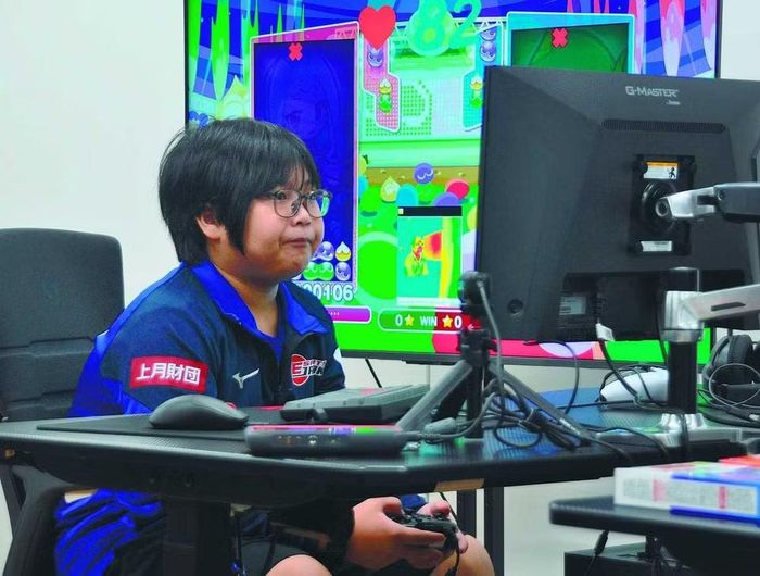 Game thủ 11 tuổi Kurihara nhỏ nhưng "có võ". Ảnh: Japan News