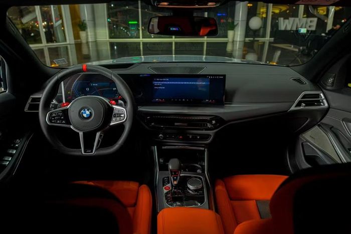 Nội thất BMW M3 Touring - Ảnh: Thaco Auto