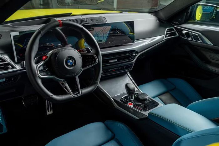 Nội thất BMW M4 - Ảnh: Thaco Auto