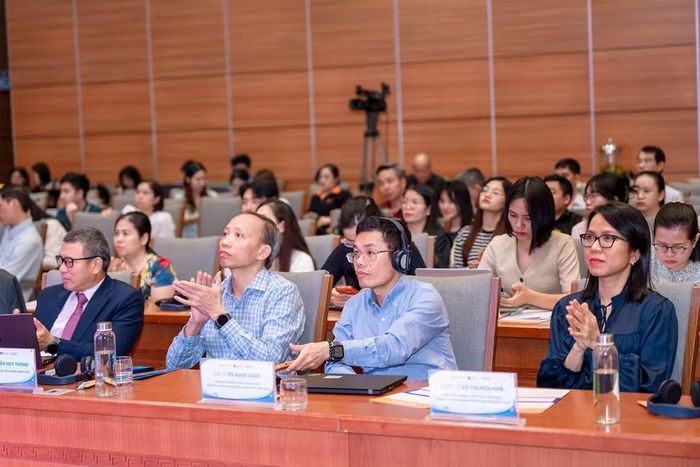 Các chuyên gia khuyến cáo người dân không nên tự ý chụp CT tầm soát khi chưa có chỉ định. Việc lựa chọn kỹ thuật chẩn đoán cần dựa trên triệu chứng, yếu tố nguy cơ và đánh giá của bác sĩ. Ảnh: Diễm Ly