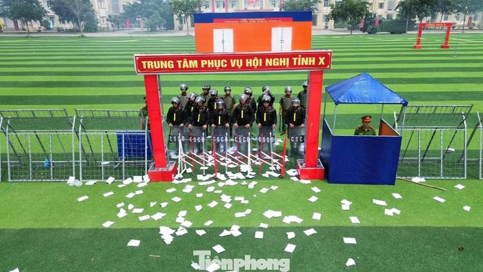 Tình huống giả định tại Trung tâm phục vụ Hội nghị tỉnh X.