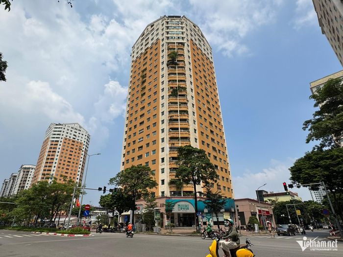 Căn hộ chung cư trên đường Hoàng Đạo Thúy. Ảnh: Duy Anh