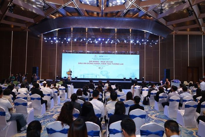  Hội thảo “Đà Nẵng và Nga – CIS: Dấu ấn đồng hành, kiến tạo tương lai”.