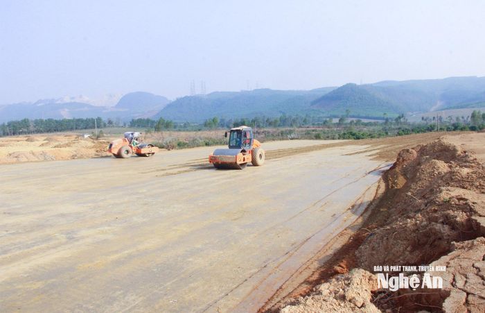 Khu công nghiệp Hoàng Mai II đã hoàn thành giải phóng mặt bằng đạt hơn 91%. Ảnh: Mai Hoa