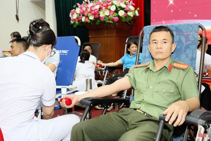 Ban Tổ chức đặt mục tiêu tiếp nhận khoảng 300 đơn vị máu, bổ sung nguồn máu dự trữ phục vụ công tác cấp cứu, điều trị người bệnh, góp phần khắc phục tình trạng thiếu máu tại các cơ sở y tế.