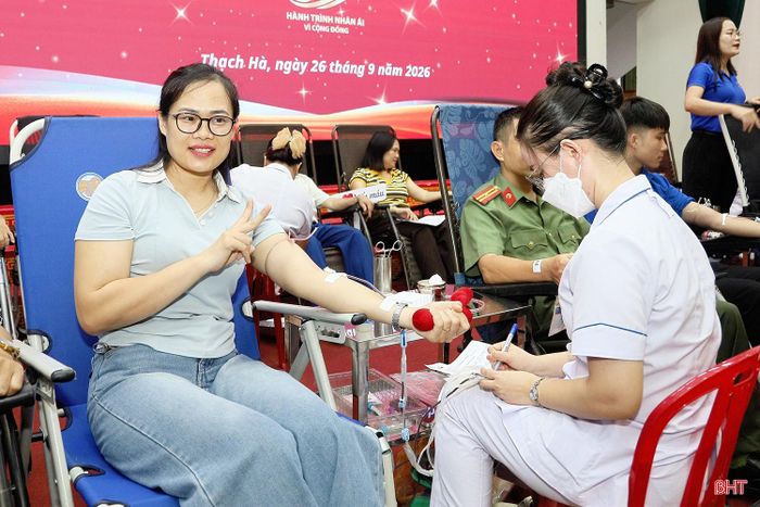 Hoạt động cũng là dịp lan tỏa tinh thần tương thân tương ái, trách nhiệm với cộng đồng, hưởng ứng đợt thi đua cao điểm “80 ngày hành động vì cộng đồng”.