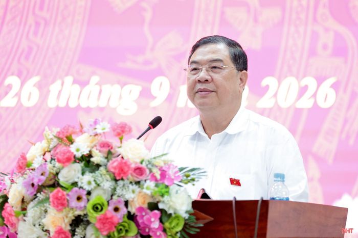 Đồng chí Phạm Gia Túc - Ủy viên Bộ Chính trị, Bí thư Trung ương Đảng, Phó Thủ tướng Thường trực Chính phủ phát biểu tại hội nghị.