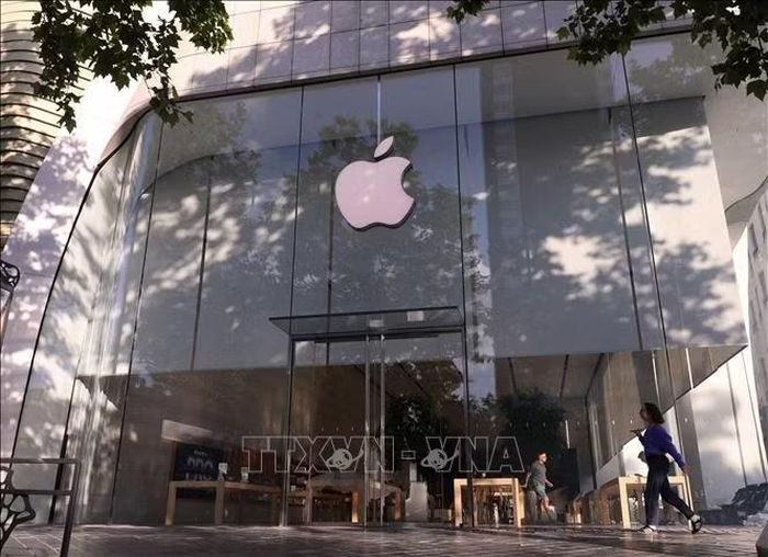 Một cửa hàng của Apple tại Brussels, Bỉ. Ảnh: THX/TTXVN
