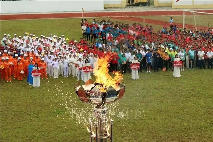 Thắp đuốc khai mạc Đại hội Thể dục thể thao tỉnh Tuyên Quang lần thứ I, năm 2026.