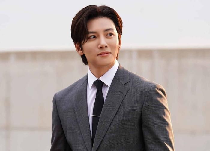 Với Ji Chang Wook, kết quả cuối cùng của dự án có thể thay đổi theo thời gian, nhưng trải nghiệm được thử sức với một nhân vật nhiều lớp và khác biệt vẫn là điều anh ghi nhận sau lần trở lại này.