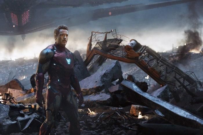 Avengers: Endgame tiếp tục câu chuyện sau khi Thanos thực hiện cú búng tay trong Avengers: Infinity War.