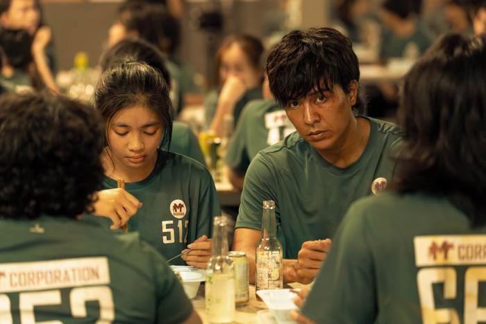 Trại Buôn Người do Steven Nguyễn đóng chính. 