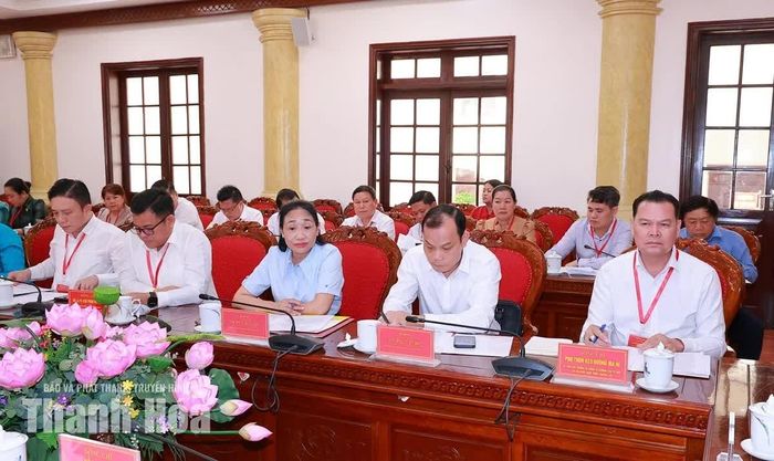 Các đại biểu dự hội nghị.