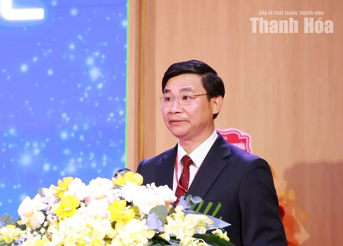 Lãnh đạo Phân hiệu Trường Đại học Y Hà Nội tại Thanh Hóa phát biểu tại ngày hội.