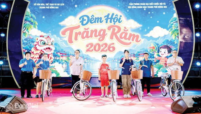Sở Văn hóa, Thể thao và Du lịch phối hợp với Văn phòng Đoàn Đại biểu Quốc hội và HĐND thành phố tổ chức chương trình Đêm hội trăng rằm 2026 và trao quà cho thiếu nhi.