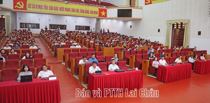 Quang cảnh buổi tập huấn.