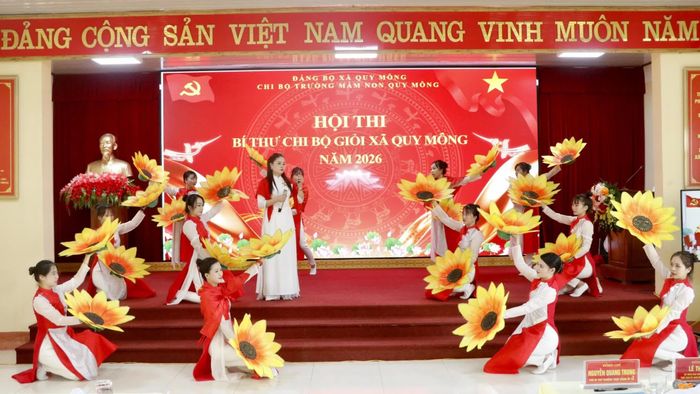 Thí sinh tham gia phần thi thuyết trình.
