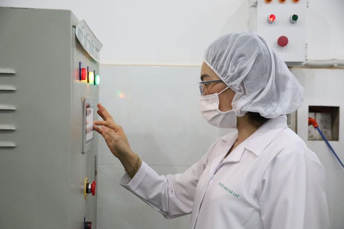 Các doanh nghiệp, hợp tác xã tại Lâm Đồng tăng cường ứng dụng máy móc, công nghệ trong sản xuất, kinh doanh
