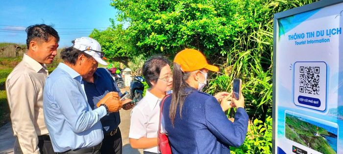 Sử dụng mã QR để thuận tiện tra cứu thông tin du lịch