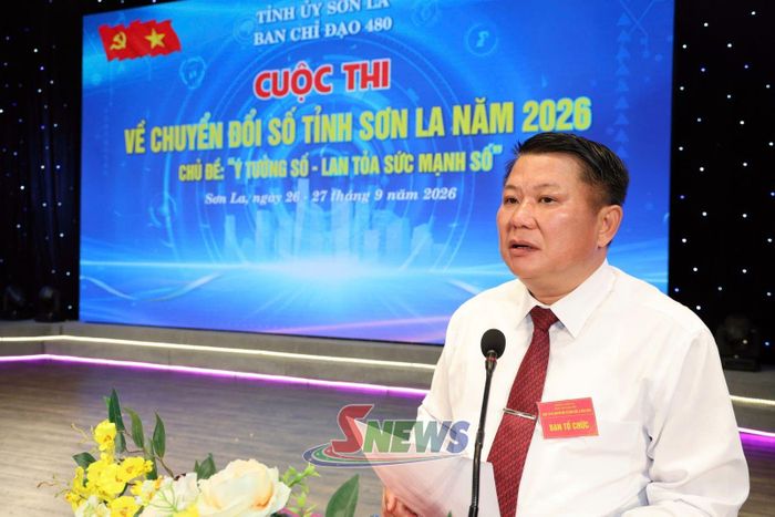 Đồng chí Lò Minh Hùng, Phó Bí thư Thường trực Tỉnh ủy, Chủ tịch HĐND tỉnh, Trưởng Ban tổ chức Cuộc thi phát biểu khai mạc cuộc thi.
