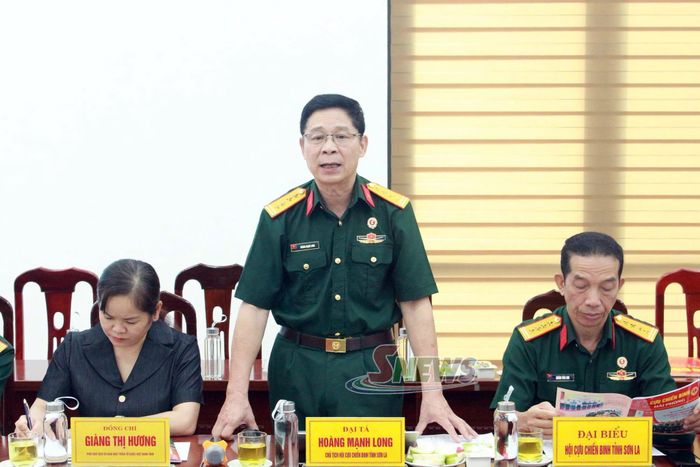 Lãnh đạo Hội Cựu chiến binh tỉnh Sơn La phát biểu tại hội nghị.