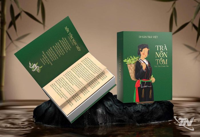 Mẫu mã, bao bì sản phẩm được thiết kế riêng, góp phần kể câu chuyện về nguồn gốc và hành trình gần một thế kỷ của vườn chè cổ Tân Cương.