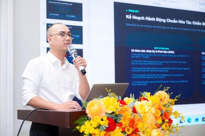 Giảng viên Cục A05, Bộ Công an truyền đạt nội dung tập huấn
