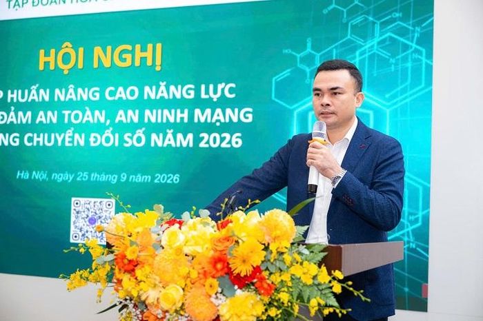 Phó Tổng giám đốc Vinachem Đào Trọng Cường nhấn mạnh yêu cầu chủ động nhận diện, phòng ngừa và nâng cao năng lực ứng phó với các nguy cơ an toàn, an ninh mạng trong quá trình chuyển đổi số