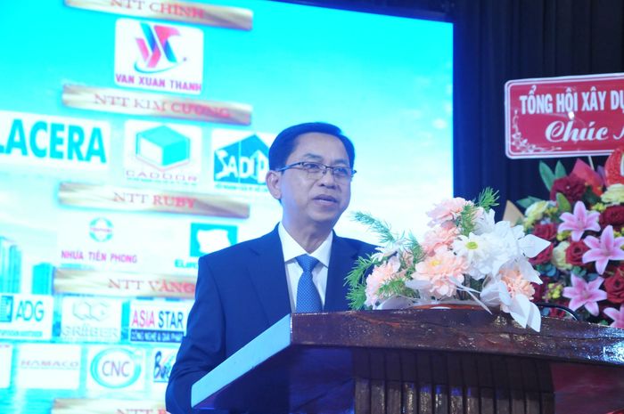 Ông Lê Thành Phiêu nêu phương hướng, nhiệm vụ của hội trong thời gian tới.