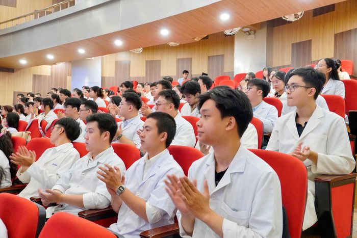 Thu hút nhân tài và xây dựng đội ngũ cán bộ phải được thiết kế thành một chuỗi phát triển nguồn nhân lực thống nhất. Ảnh: Tấn Tài