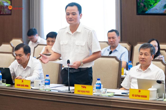Phó Chủ tịch UBND tỉnh Lào Cai Giàng Quốc Hưng phát biểu
