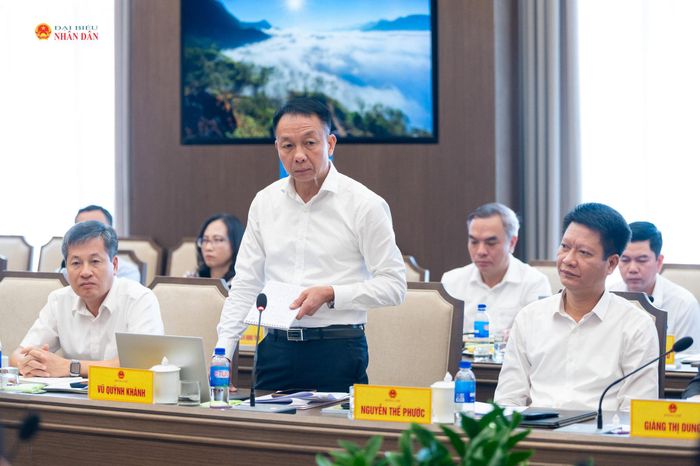 Phó Chủ tịch Thường trực HĐND tỉnh Lào Cai Vũ Quỳnh Khánh phát biểu