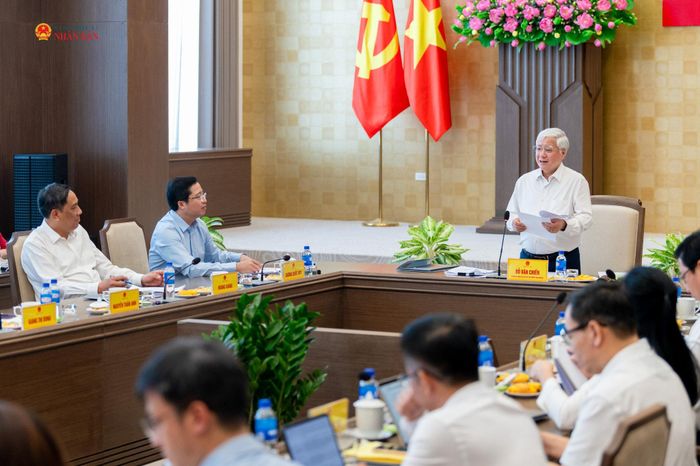 Quang cảnh cuộc làm việc