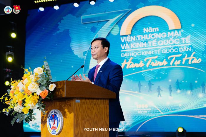 PGS.TS Bùi Đức Thọ, Giám đốc Đại học Kinh tế Quốc dân