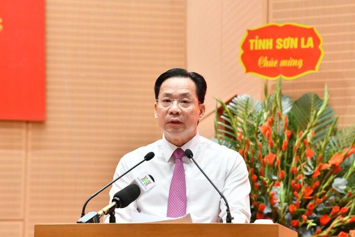 Bí thư Tỉnh ủy Sơn La Hoàng Văn Nghiệm phát biểu tại Hội nghị