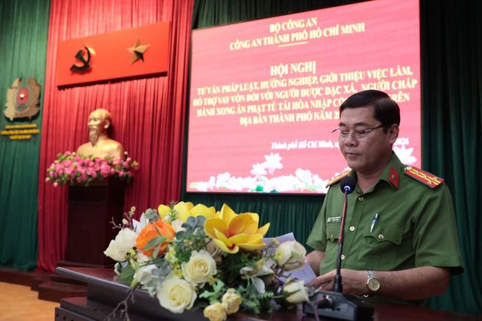Công an TP Hồ Chí Minh tổ chức các hội nghị tư vấn, hướng nghiệp, giới thiệu việc làm, hỗ trợ vay vốn đối với người được đặc xá, người chấp hành xong án phạt tù...