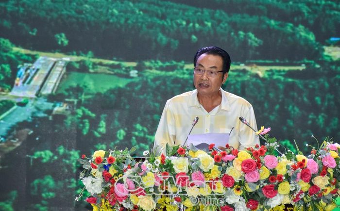 NSƯT, đạo diễn Nguyễn Tiến Dương, Trưởng Ban giám khảo, phát biểu đánh giá chất lượng liên hoan.