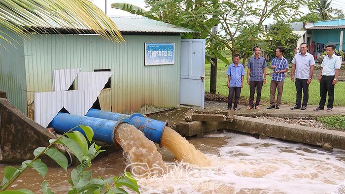 Về lâu dài, địa phương kiến nghị đầu tư, hoàn thiện hạ tầng kỹ thuật và hệ thống trạm bơm cho các vùng sản xuất tập trung.