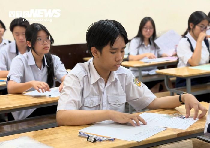 Nhiều phụ huynh tại TP.HCM mong muốn giữ ổn định phương án tuyển sinh như năm học trước.