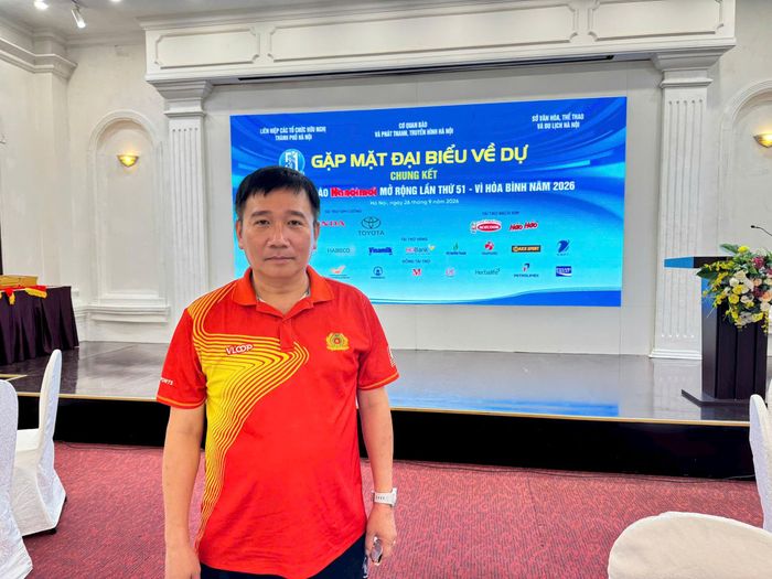 Trưởng đoàn điền kinh Thái Nguyên Hà Văn Vĩnh. Ảnh: Hà Ngân