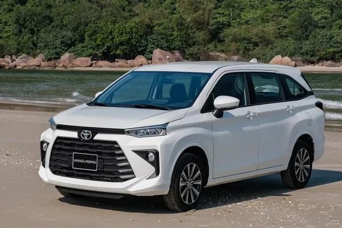 Toyota Avanza Premio MT có giá niêm yết 558 triệu đồng